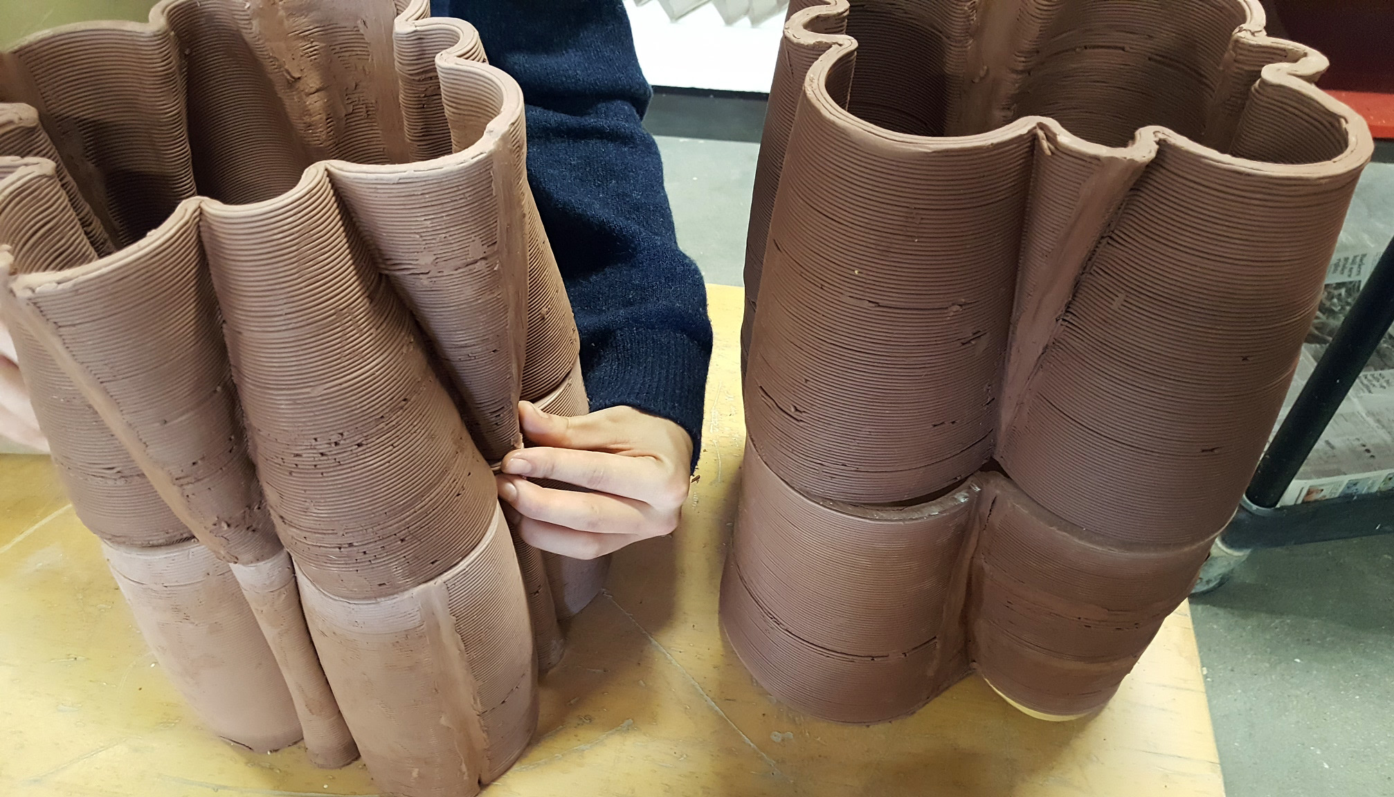 Fitting circular-profile segments by hand